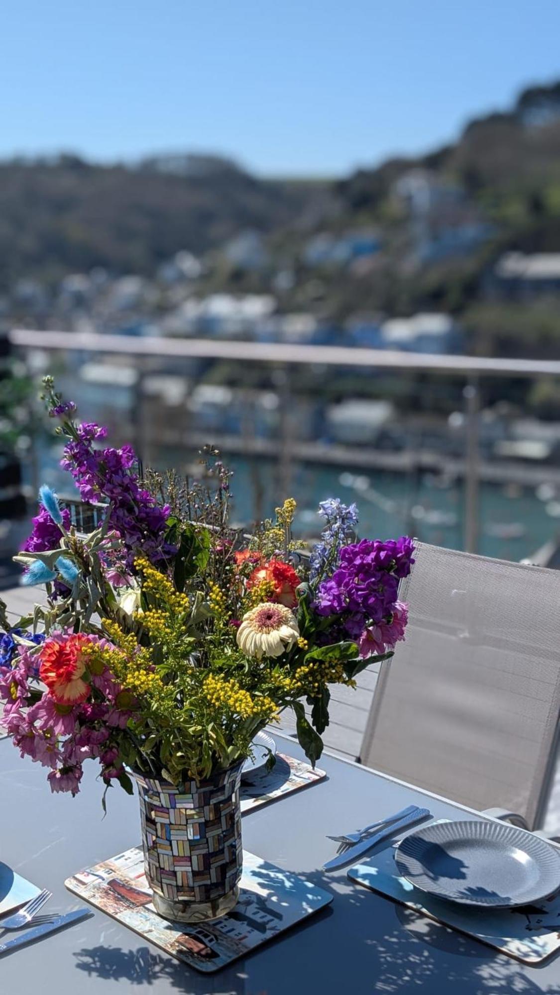 The Hillocks, Looe - Two Bedroom House With Fabulous Views Of Looe Town And Harbour Luaran gambar